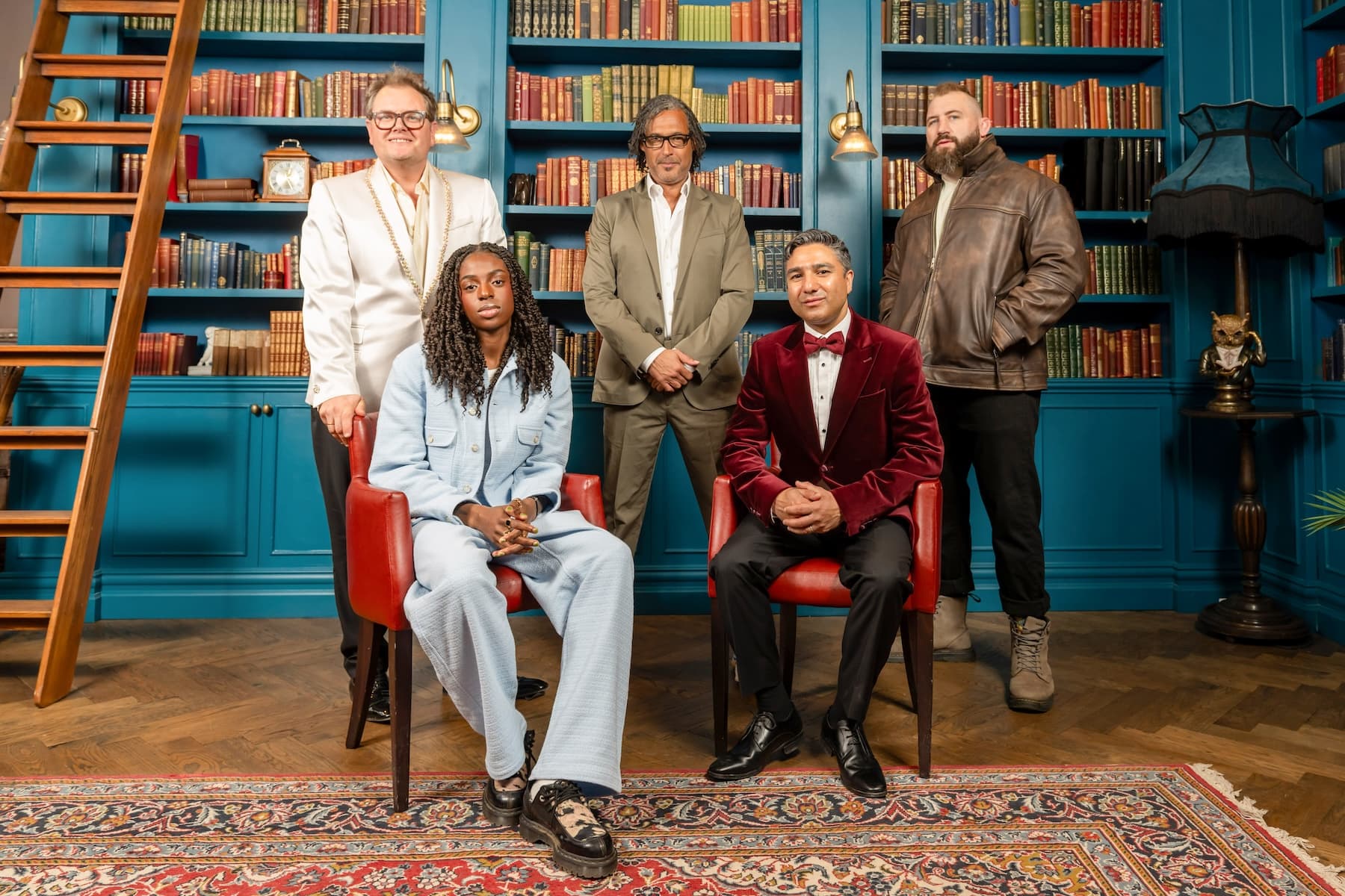 Alan Carr Makes The Celebrity Traitors Finale